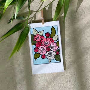 Mountain Laurel Polaroid Print, roze, felroze bloemenillustratie, botanische kunst, blauwe esthetiek, jongen of meisje