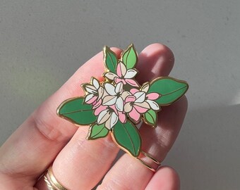 Mayflower Pin, Floral, Brooch, Massachusetts State Flower, Jean Jacket Lanyard Belt Bag Accessory