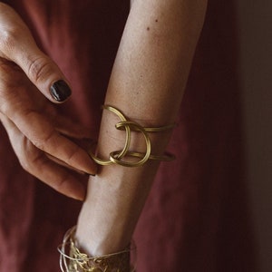 Geometrical Bracelet, unique design bracelet, sterling silver or brass, minimalist bracelet, modern design Bronze