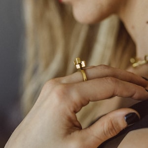Geometric Adjustable Ring | Minimalistic design ring with stacked cubes in sterling silver or brass