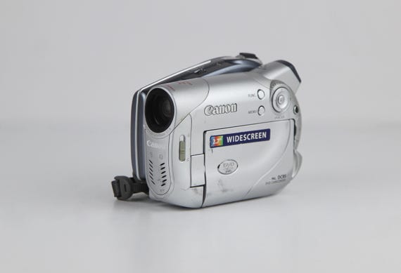 Film Cinema Filming Apparatus Video Camera CANON DC 95 E Film Cinema Filming Apparatus Video Camera CANON DC 95 E