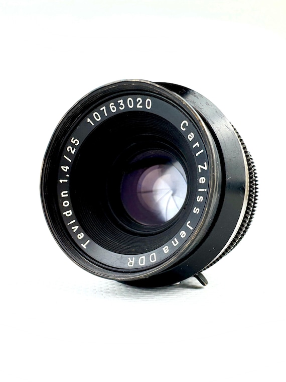 Lens Carl Zeiss Jena Tevidon 25mm F/1.4 Germany Film Camera 16mm