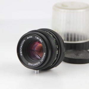 PENTACON  auto  Lens 1.8/50 fast lens  Mount M42  Lens DDR  Zenit Praktica