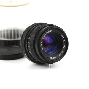PENTACON  auto  Lens 1.8/50 fast lens  Mount M42  Lens DDR  Zenit Praktica