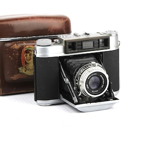 rare Camera ISKRA 2 Lens INDUSTAR - 58 (f 3,5 / 75 mm) Medium format