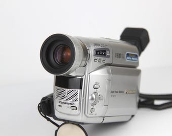 ナショナル　ホームビデオカメラVZ-M10 ナショナル ホームビデオカメラVZ-M10 - メルカリ