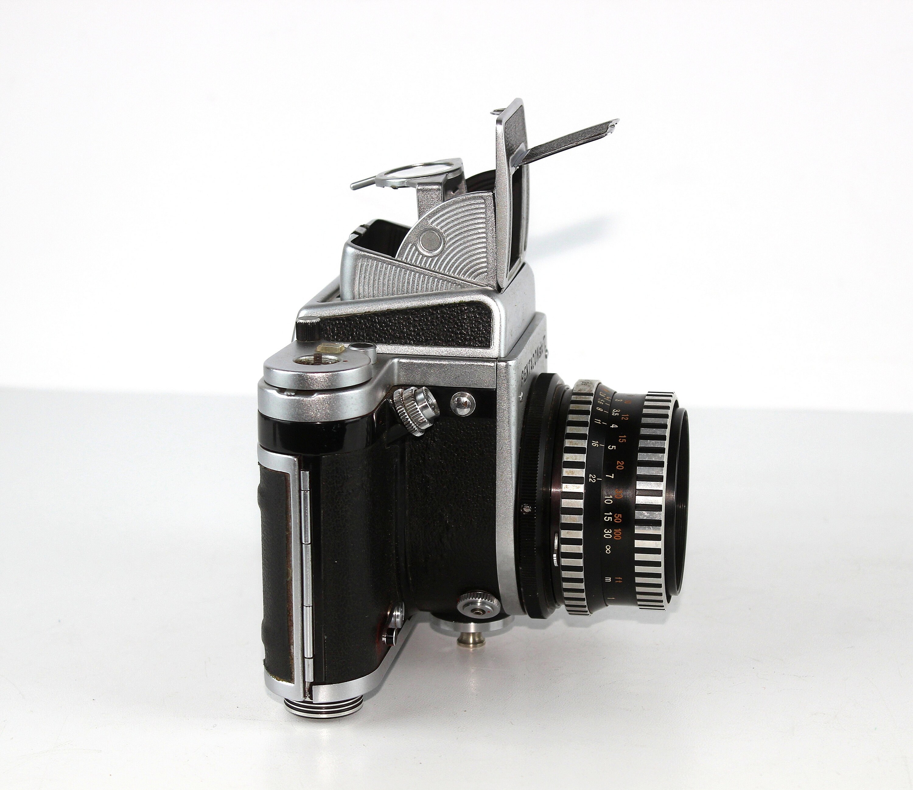 Camera PENTACON Six TL Lens Carl Zeiss Jena Biometar 2.8/80 Medium