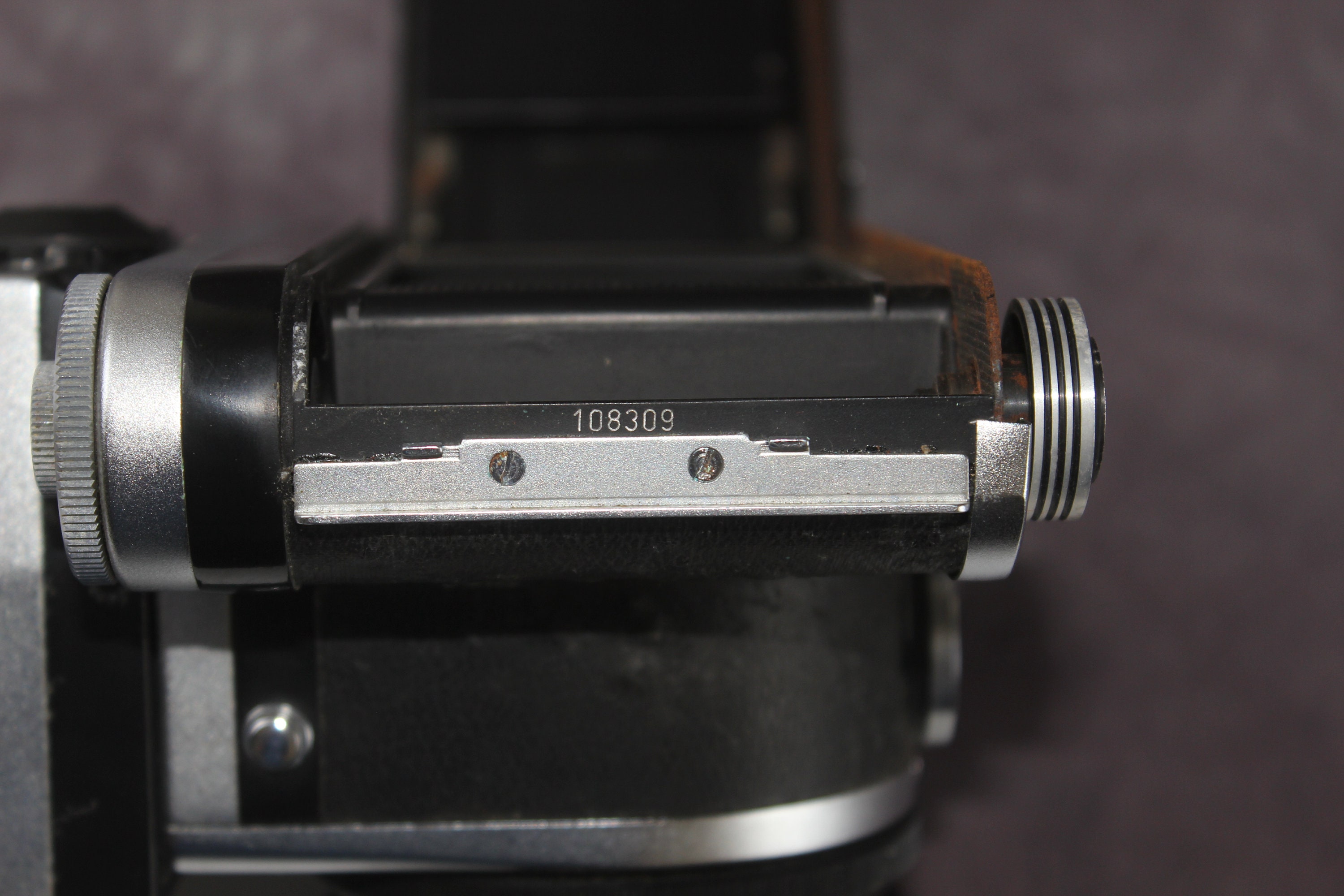 Pentacon Six + Zeiss Biometar 80mm F/2.8 MC - Moyen Format 6x6 - Film 120 - Occasion
