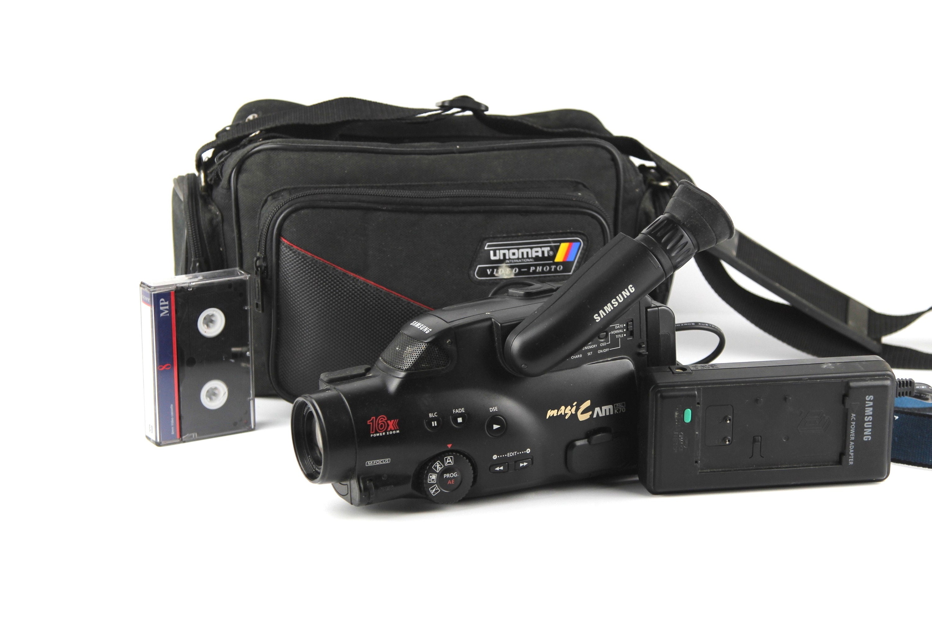 Film Cinema Video Camera SAMSUNG VP - K70 Lens 16X ZOOM F = 3.9