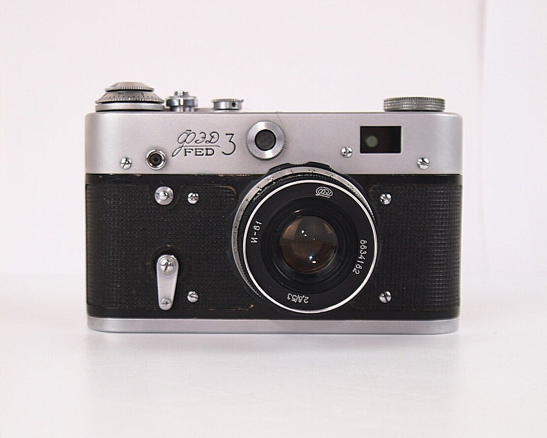ビンテージ ソビエト カメラ FED - 3 レンズ INDUSTAR - 61 (2,8 / 53