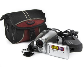Film Cinema Filming apparatus Video Camera PANASONIC NV -  GS60EE-S  Made in Japan