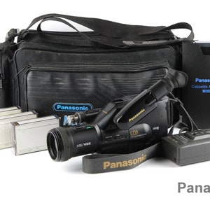 Film Cinema Filming  apparatus Video Camera PANASONIC NV - G120EN Lens X 8 WIDE Made in Japan