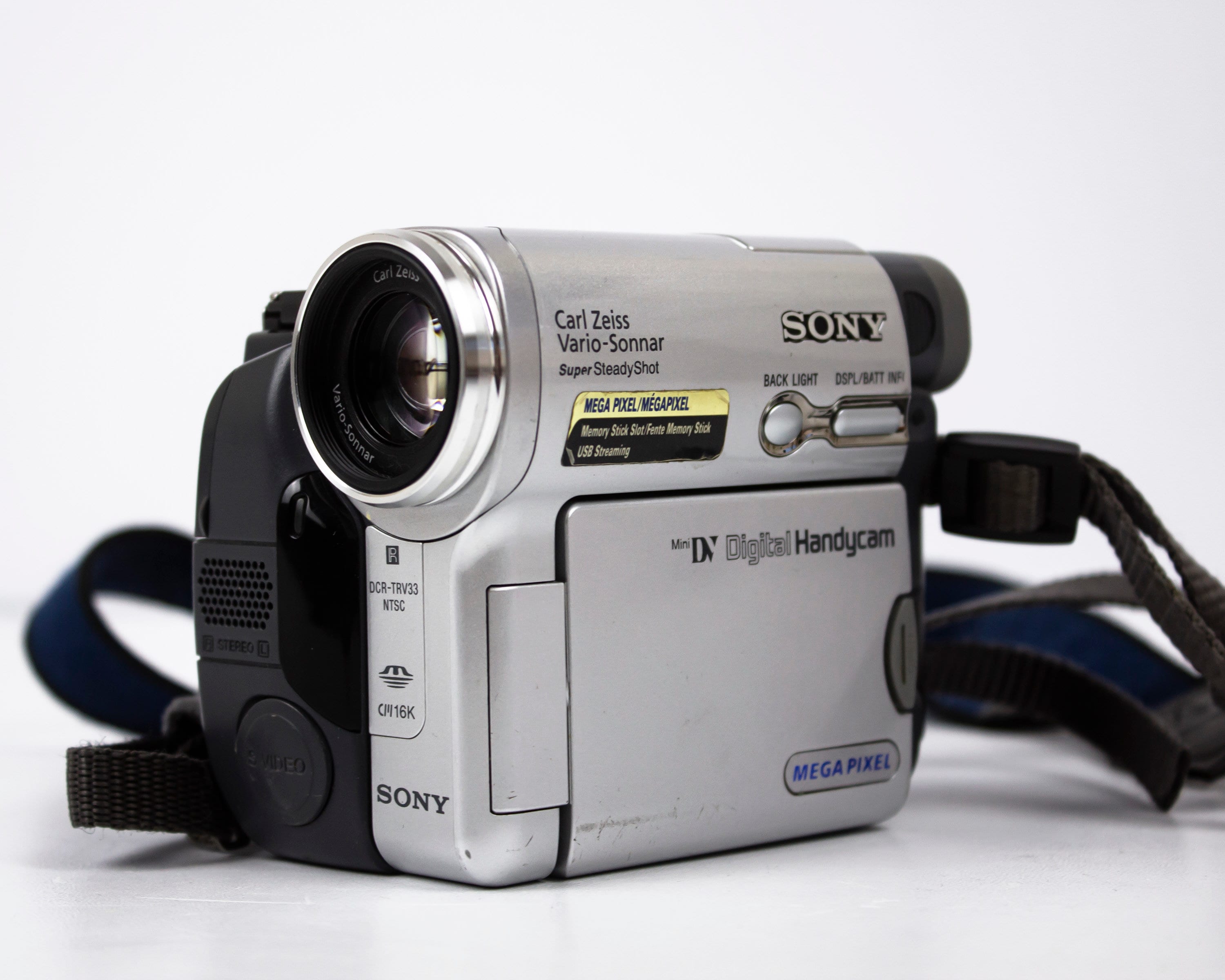 Sony carl zeiss vario sonnar. Sony dcr-trv22e. Carl zeiss sal1680. Sony dcr trv19e. Sony carl zeiss sonnar t* 55mm f/1.