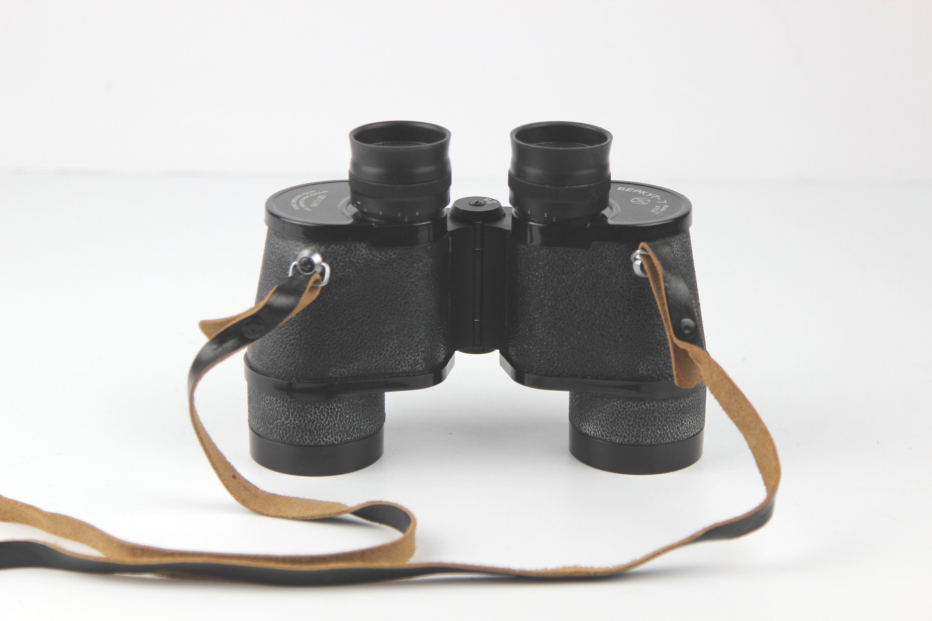 ソビエトフィールド双眼鏡 BINOCULAR BP 7 x 35 Berkut プリズム双眼鏡 