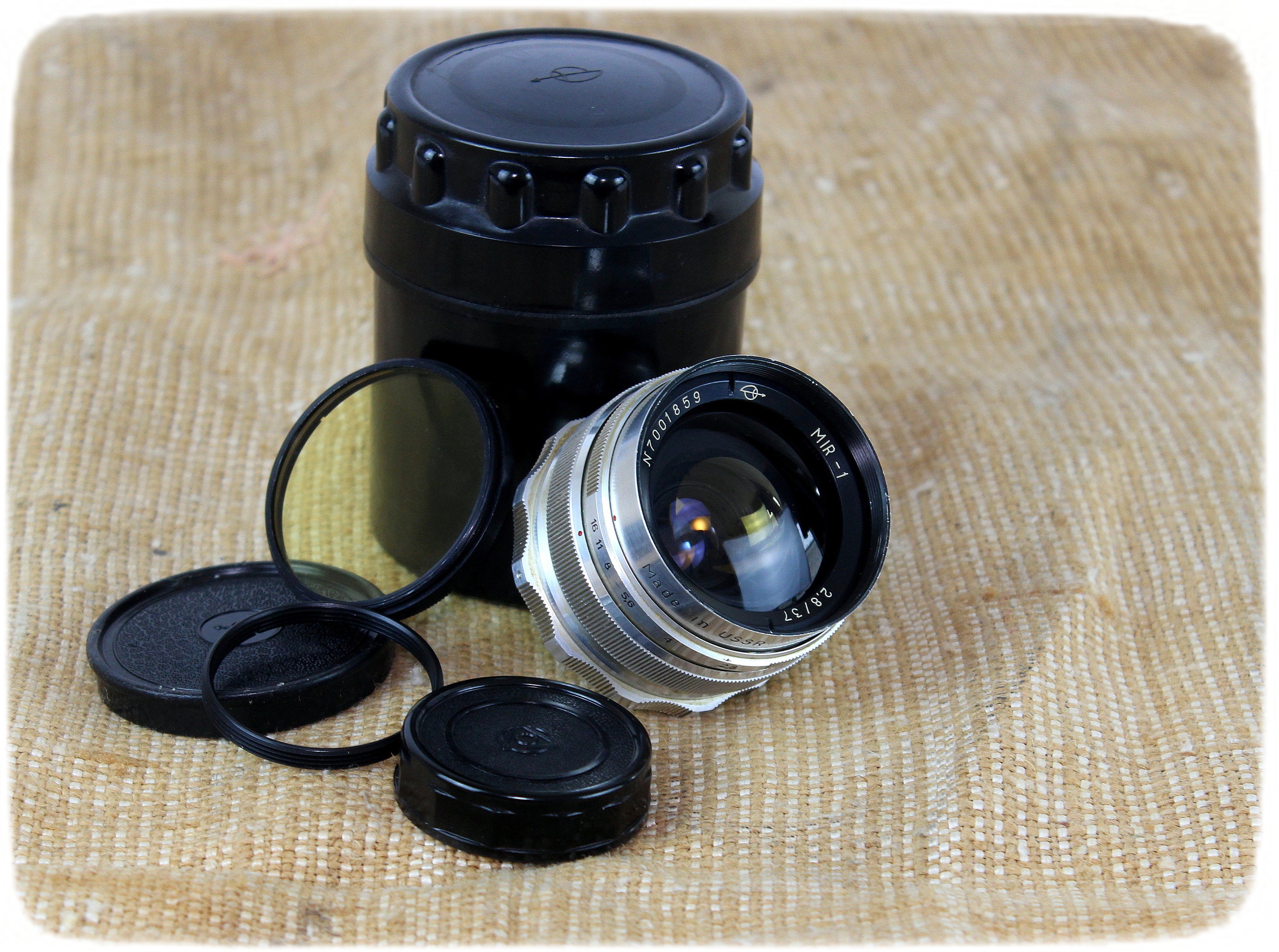 MIR 1 Lens 2,8/37 Copy Flektogon Mount M39 M42 GRAND PRIX MIR 1 Lens 2,8/37 Copy Flektogon Mount M39 M42 GRAND PRIX