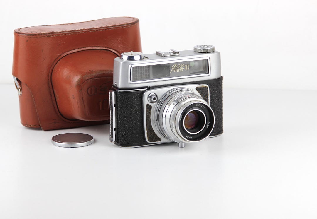 Soviet Small Format Rangefinder Camera FED - 10 Lens INDUSTAR - 61