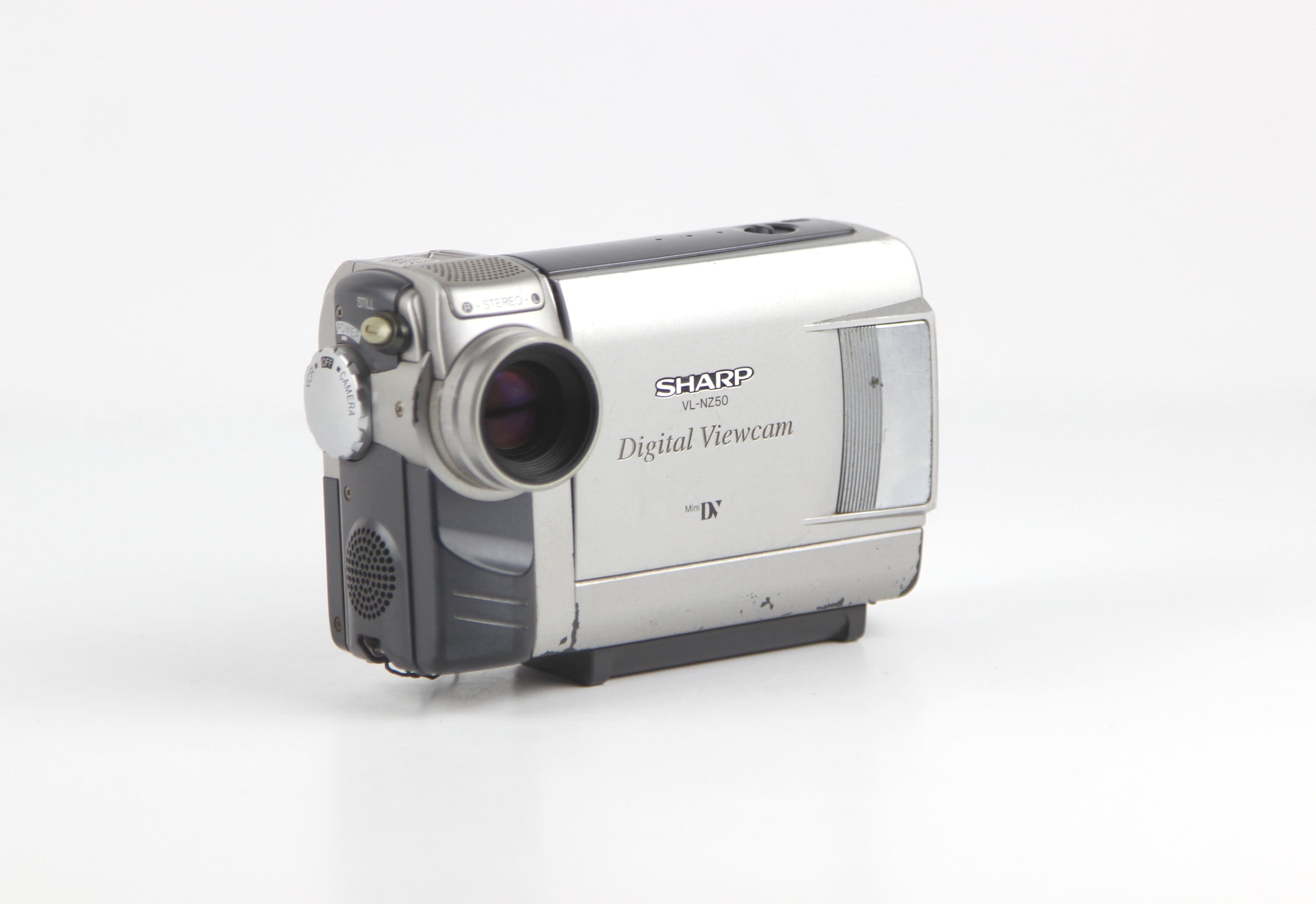 Film Cinema Filming Apparatus Video Camera SHARP VL - NZ 50 Film Cinema Filming Apparatus Video Camera SHARP VL - NZ 50