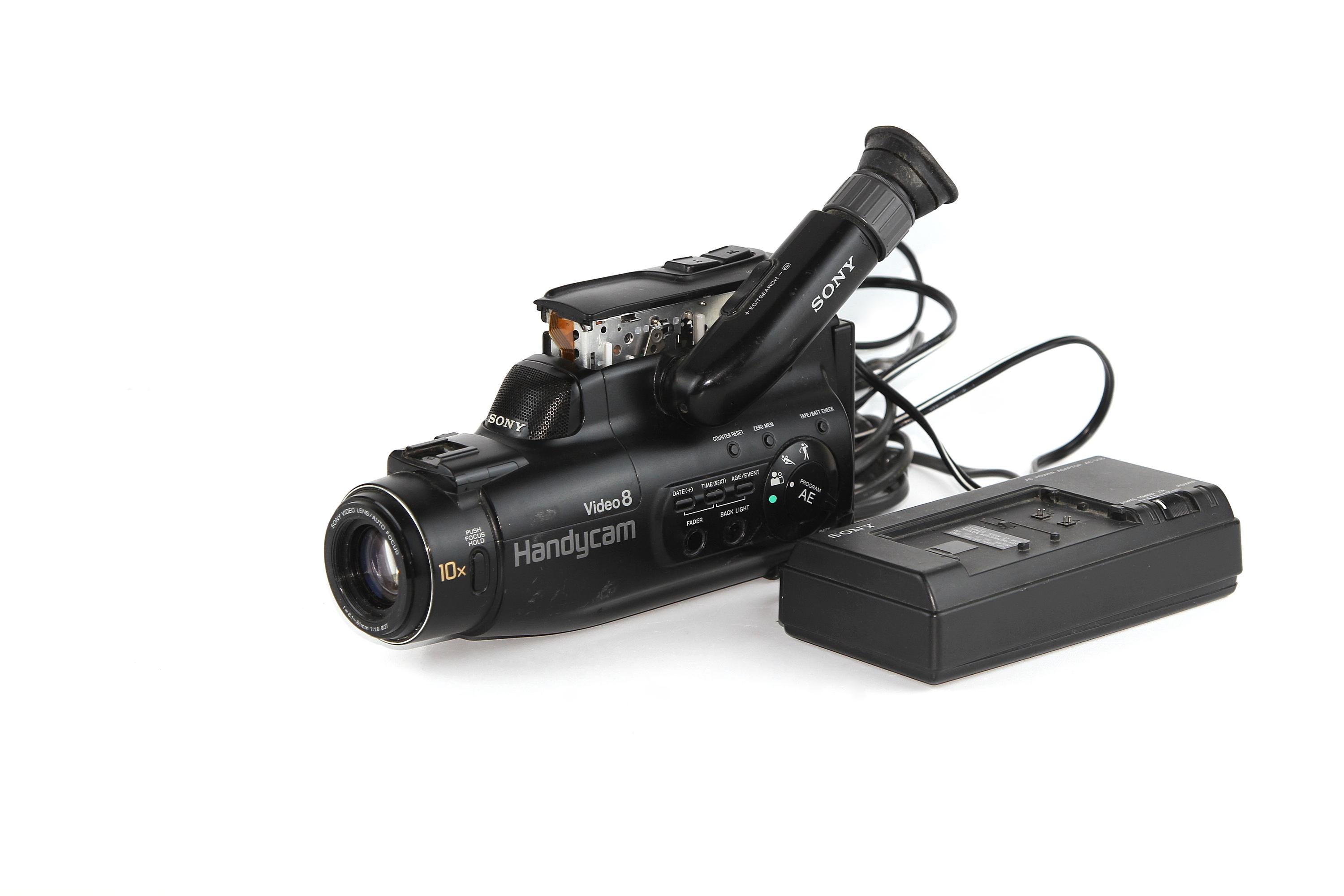 ジャンク】SONY handycam video hi8 CCD-12TR Sony Video 8 Handycam