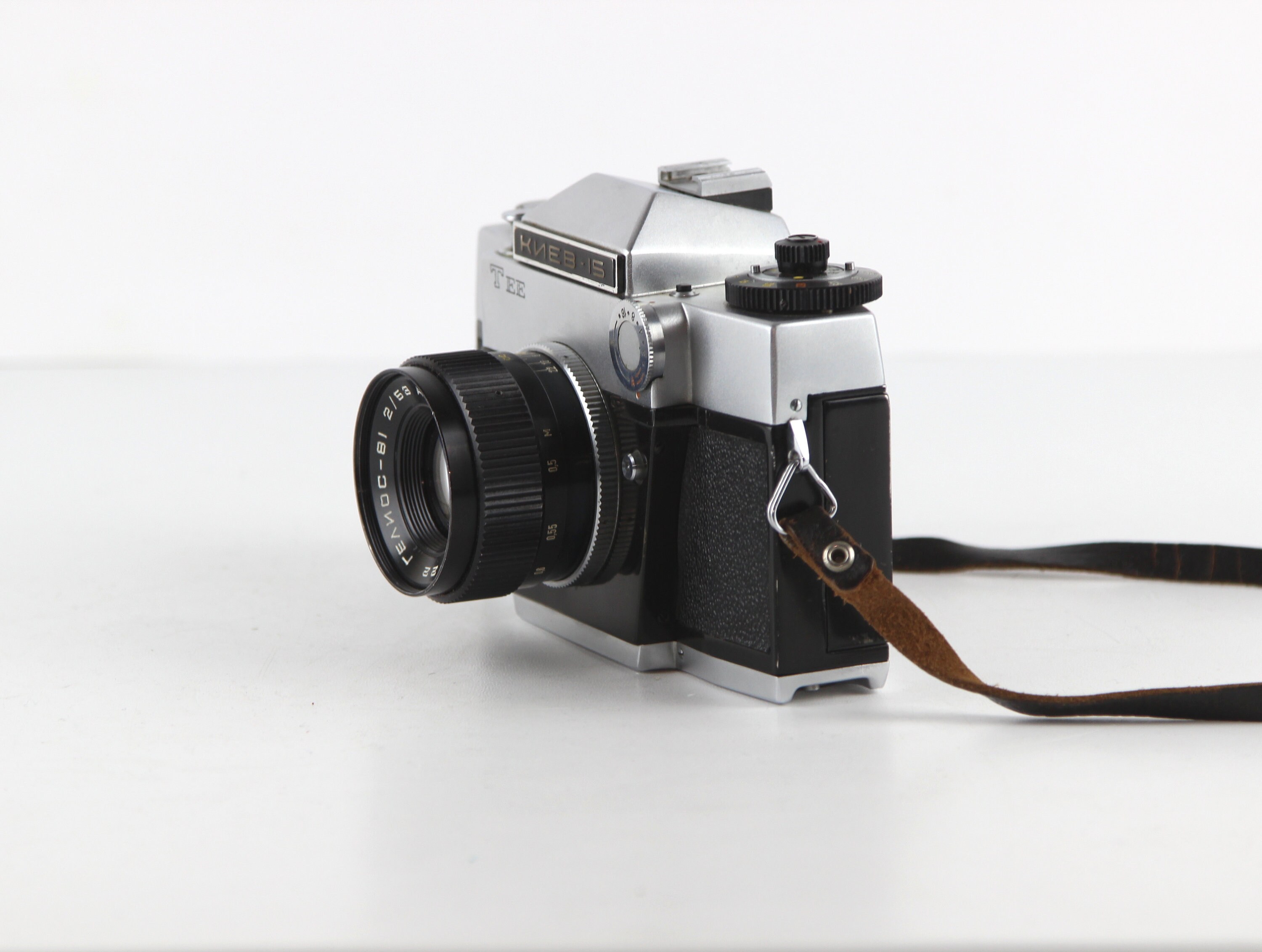 Kiev 10 一眼レフ Helios-81付 アールデコ調デザイン クラシックカメラ
