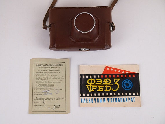 ビンテージ ソビエト カメラ FED - 3 レンズ INDUSTAR - 61 (2,8 / 53