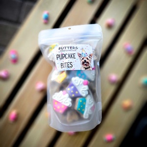 Pupcake Cookies dog treat gift bag