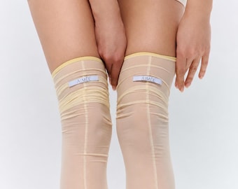 Vanilla Fotlösa Lårhöga Strumpor Skira Mesh Rynkade Minimalistiska Mode Strumpor Dam