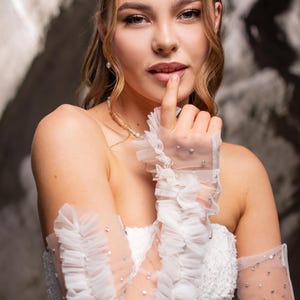 Ivory Fingerless Wedding Gloves – Asymmetrical Tulle Bridal Sleeves with Crystals, Ruffle & Silver Chain