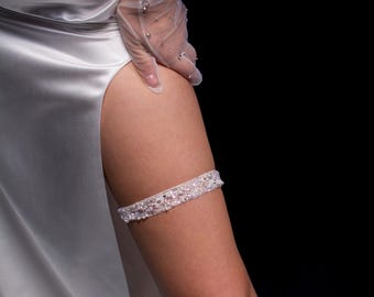 Bohemian Wedding Garter, Bridal Leg Band, Beaded Leg Garter