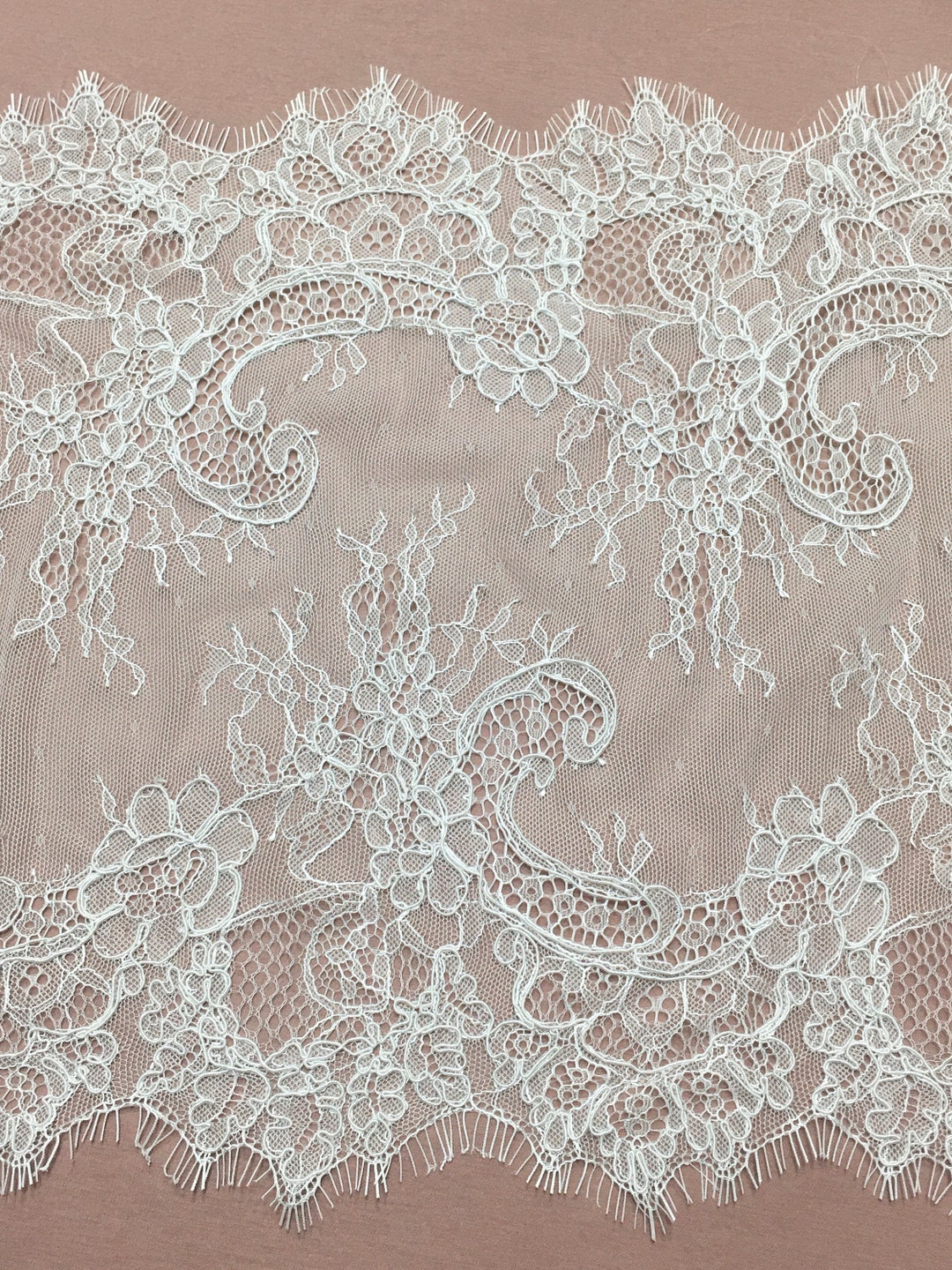 Ivory Corded Chantilly Lace Rio
