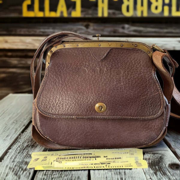 Vintage French Railroad Brown Leather Bag, Messenger Leather Bag With Brass Frame, Old French Shoulder Bag, Leather Postal Bag