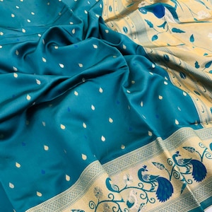 Türkisblauer Kanjivaram Seidensari: Goldene Pfauenweberei, Indische Hochzeit