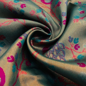 Green Kanjivaram Silk Saree: Red Zari Border, Indian Wedding Saree