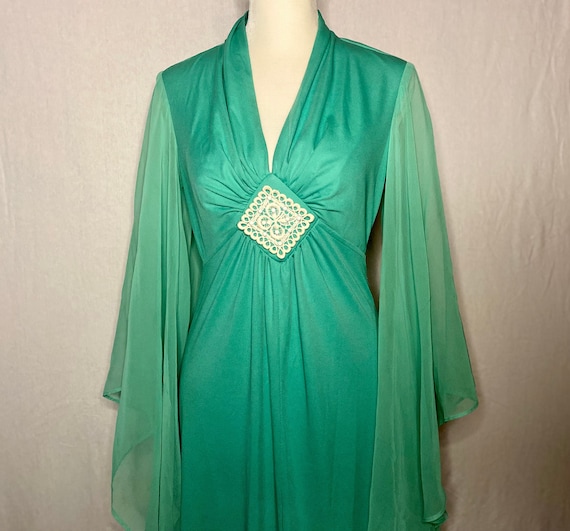 Vintage 1970s Emerald Green Dress - image 1