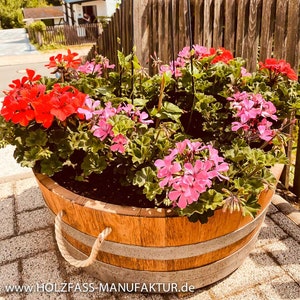 Kleines Kräuterbeet - Blumenkübel - geschliffen, geflammt & geölt