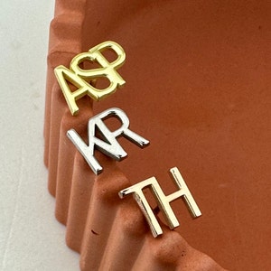 Pendientes con letras / Pendientes con iniciales / Regalo para ella / Pendientes para uso diario / Pendientes con iniciales / Iniciales combinadas / Regalo para el día de la madre