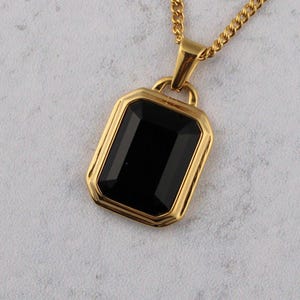 18K Gold Onyx Pendant Necklace Cuban Link Chain Stainless Steel - Black Gemstone Pendant