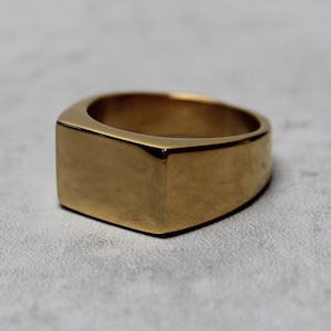 Gold Rectangle Signet Ring Stainless Steel 7-12 / Classic Gold Ring / Big Gold Ring / Mens Ring Gift