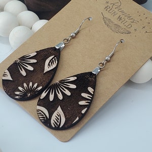 Flower Engraved Wooden Teardrop Earrings, Earrings for Her, Nature Themed Earrings, Lightweight Dangle Earrings, Stocking Stuffer for Her