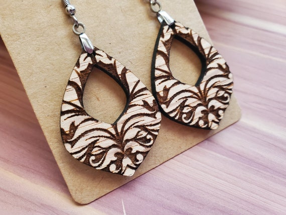 Gorgeous Revere Engraved Wood Boho Earrings - Gift for Her - Trendy - Bohemian - Artsy - Cute Dangle Earrings - Hypoallergenic - Lightweight