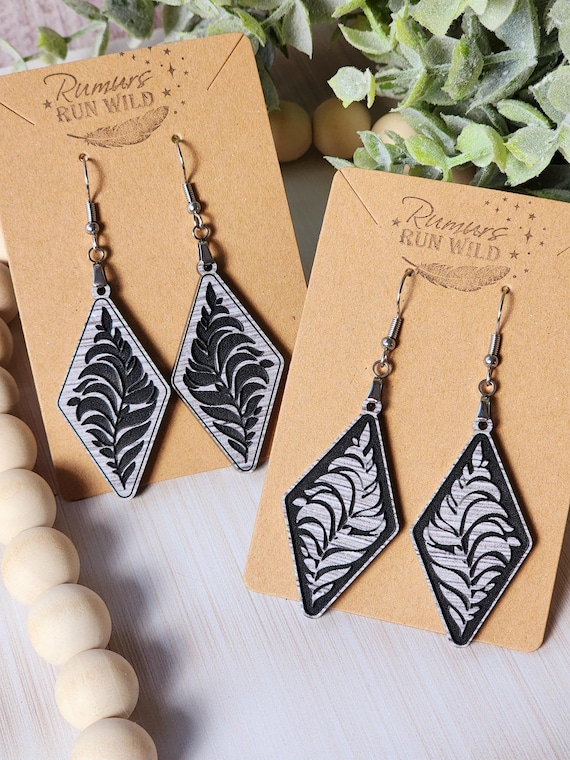 Modern Leaf Earrings for Her, Unique Nature Jewelry with Faux Stonework, Boho Chic Dangle Earrings for Mom