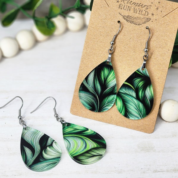 Green Leaf Earrings,  Lightweight, Swirled Leaf Earrings, Nature Themed Earrings, Boho Dangle Earrings, Botanical Earrings, Gift for Her,