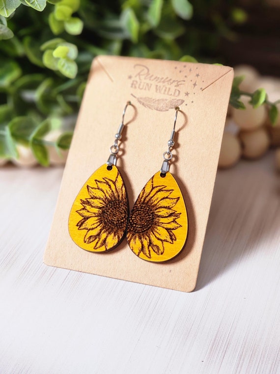 Boho Sunflower Earrings for Nature Lovers, Yellow Floral Earrings for Mom, Wood Dangle Flower Earrings for Summer, Cute Hippie Earrings