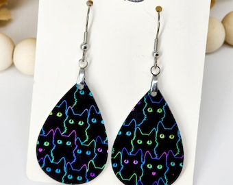 Spooky Black Cat Teardrop Earrings: Halloween Jewelry