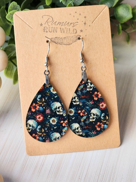 Gothic Skull Flower Teardrop Earrings: Lightweight Halloween Dangles