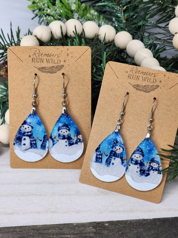 Snowman Earrings, Snowglobe Earrings, Christmas Earrings, Teardrop Earrings, Stocking Stuffer, Gift for her, 3D Earrings, Winter Themed