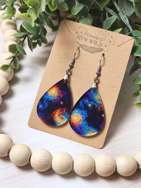 Galaxy Earrings for Star Lovers: Lightweight Teardrop Space Earrings for Girlfriend