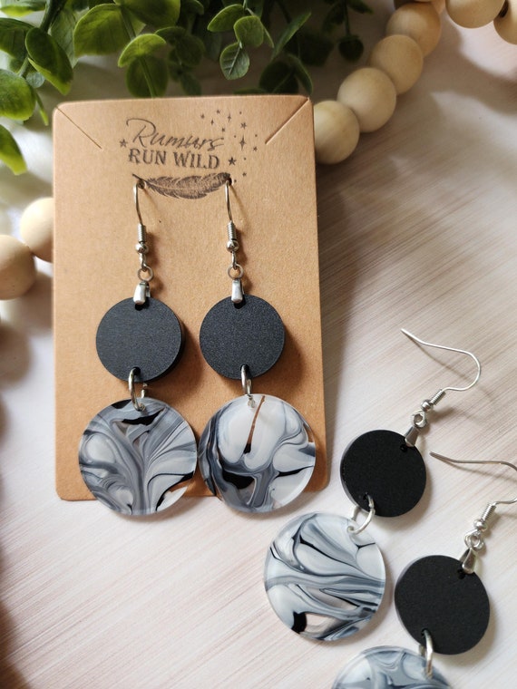 Black and White Dangle Earrings for Her, Modern Circle Earrings with Black and White Swirls, Lightweight Earrings for Mom, Gift for Sister