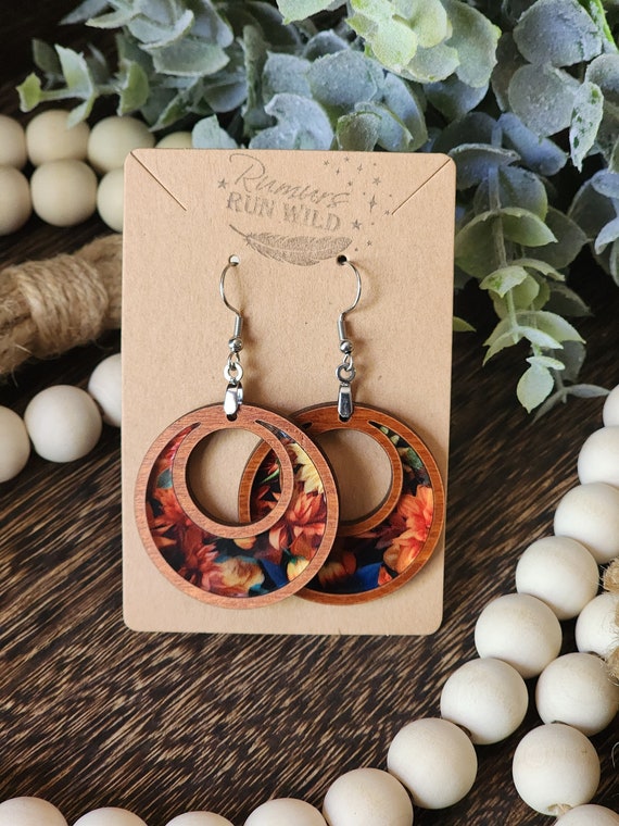 Fall Flower Wood Dangle Earrings, Circle Wooden Boho Earring Floral Lightweight, Fall Gift for Mom, Birthday Gift for Flower Lover, for Her