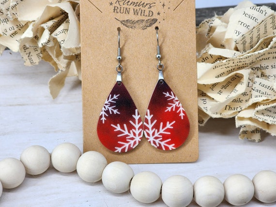 Red Christmas Earrings, Snowflake Earring, Winter themed earring, Engraved earring, Lightweight Earring, Teardrop Earring, Stocking stuffer