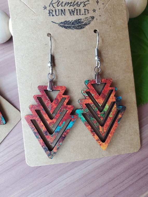 Red and Turquoise Western Wood Dangle Earrings for Her, Rustic Arrow Earring, Boho Style Gift for Mom, Best Gift for Best Friend, Galentines